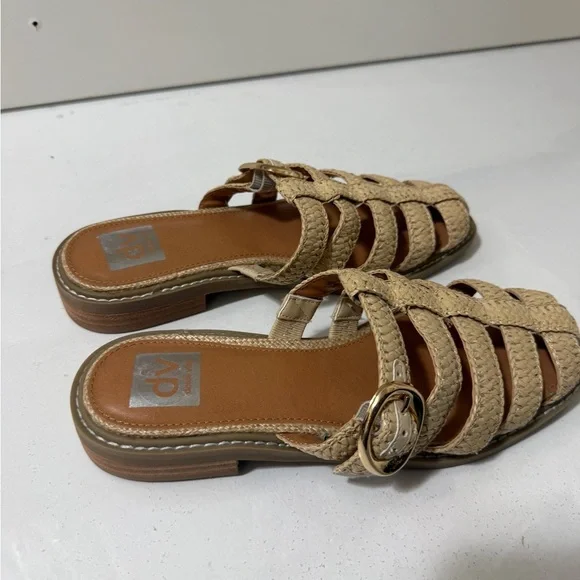 DV by Dolce Vita Women's Tan Woven Sandals in new conditions - Picture 6 of 14